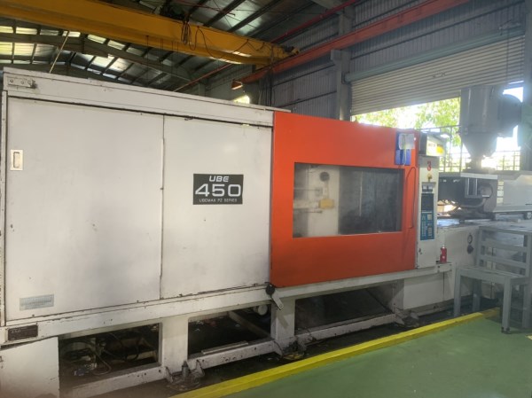 plastic injection machine (4).jpg